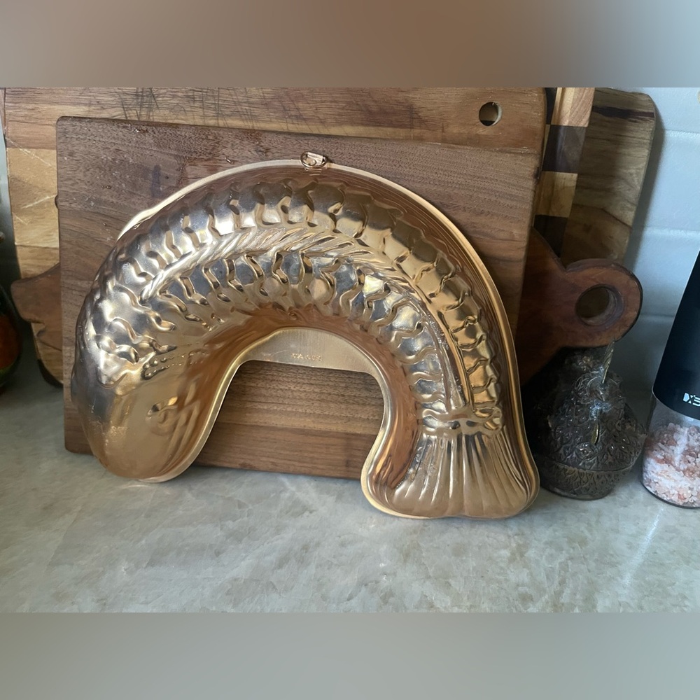 Unique Vintage Copper Kitchen Mold